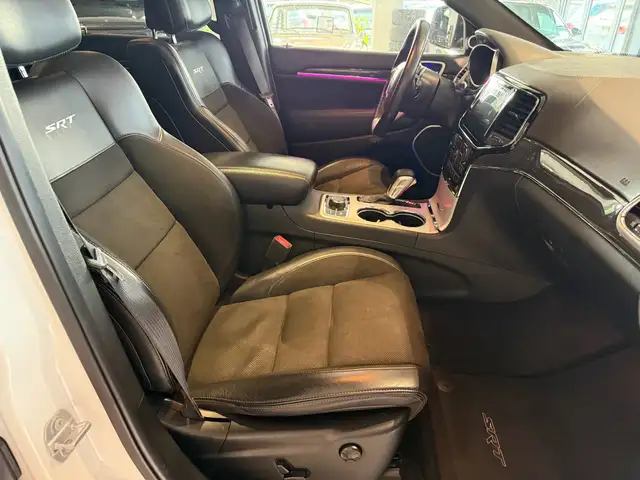 Jeep Grand Cherokee view 10