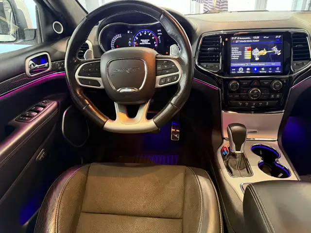 Jeep Grand Cherokee view 20
