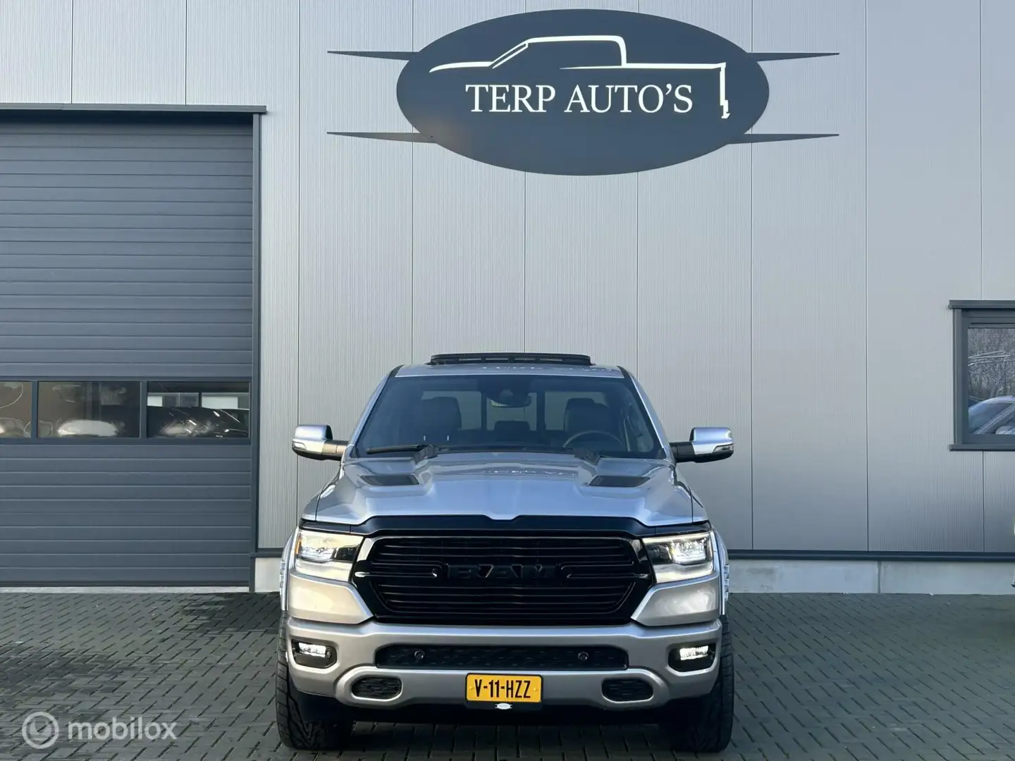 Dodge RAM 1500 Sport 5.7 V8 4x4 E-Torque Incl Prins lpg Gris - 2