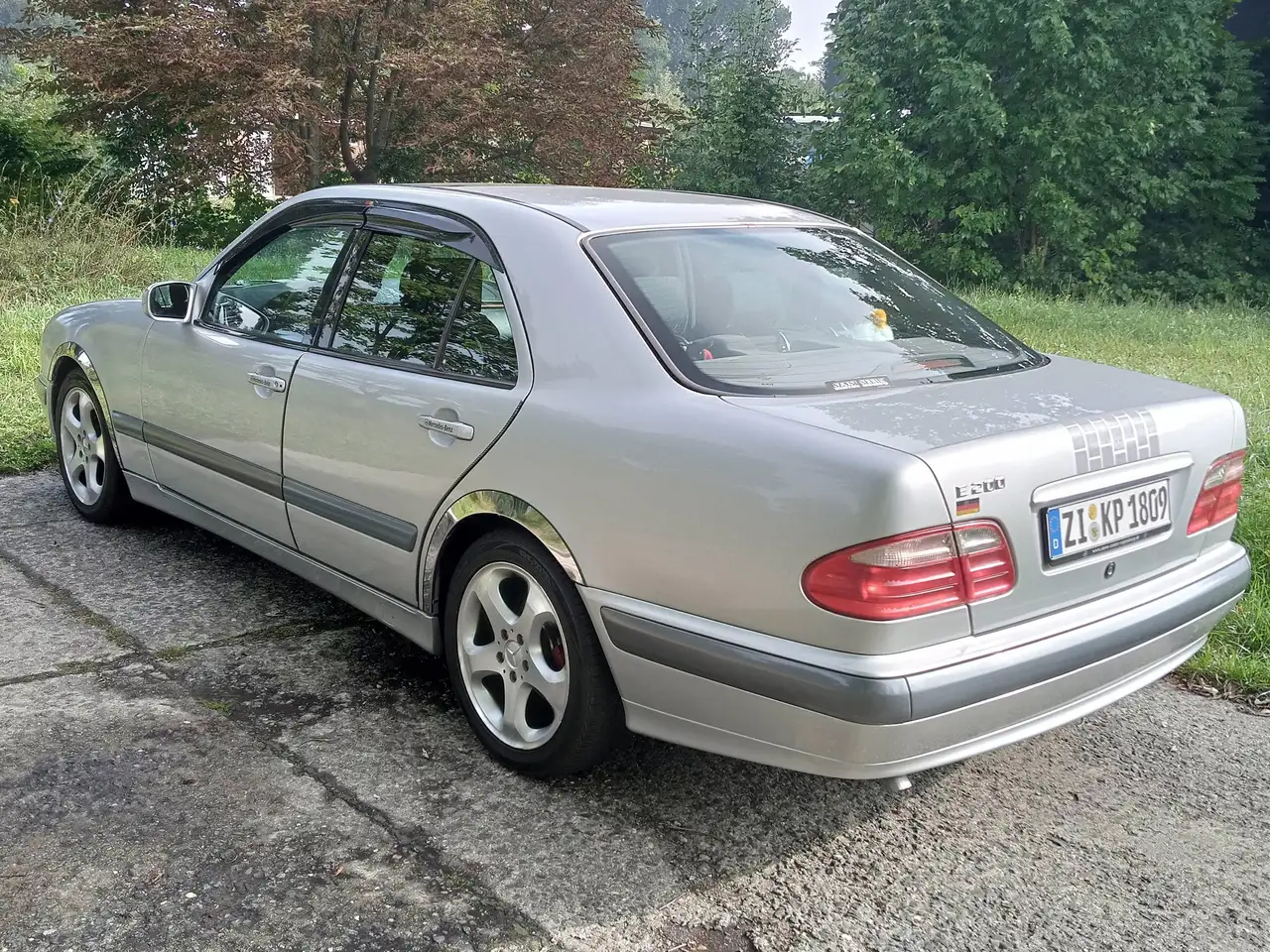 Mercedes-Benz E 200 Classic, foto 4