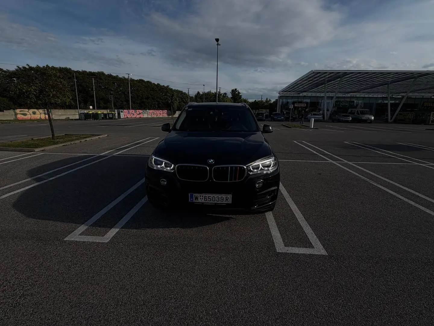 BMW X5 X5 sDrive25d Österreich-Paket Aut. Österreich-Pake Schwarz - 2