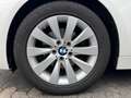 BMW 320 d Advantage Navi Temp. PDC 1.Hand Mwst. Ausweisbar Weiß - thumbnail 24