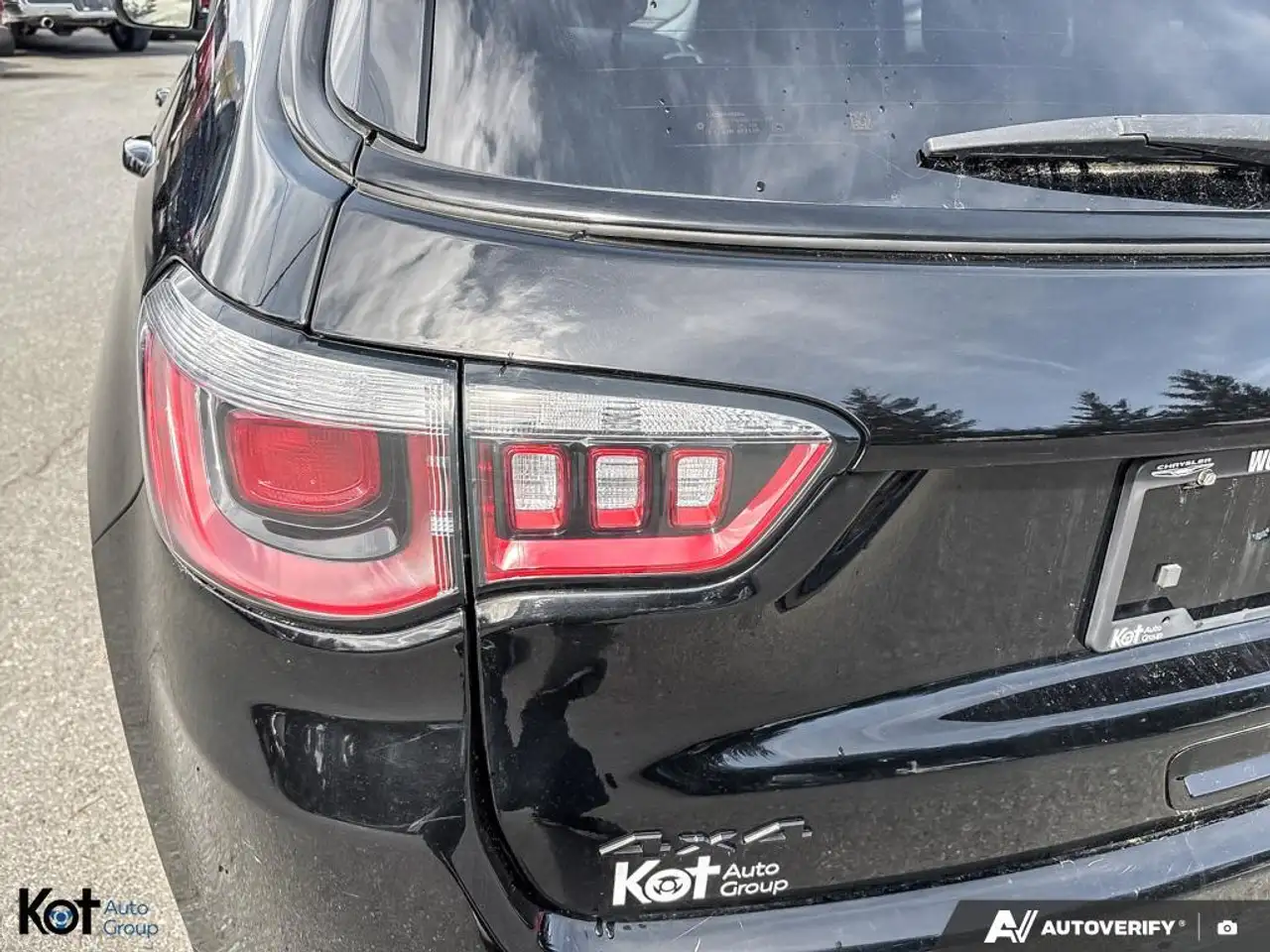 Jeep Compass photo Jeep Compass