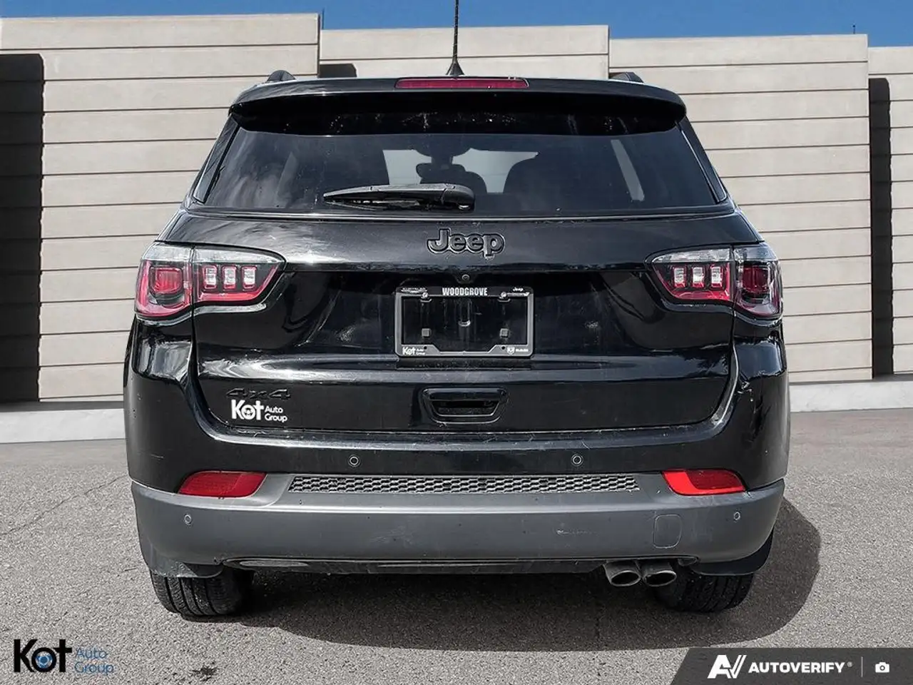 Jeep Compass photo Jeep Compass