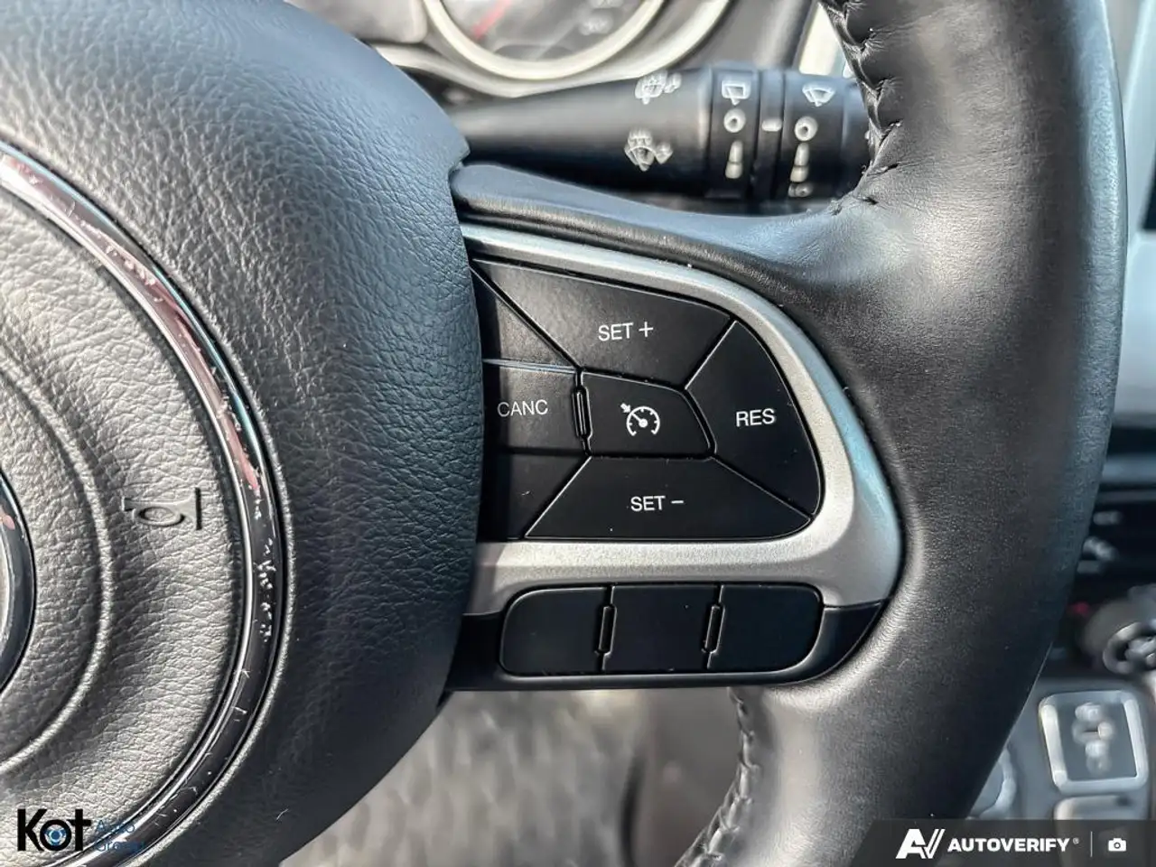 Jeep Compass photo Jeep Compass