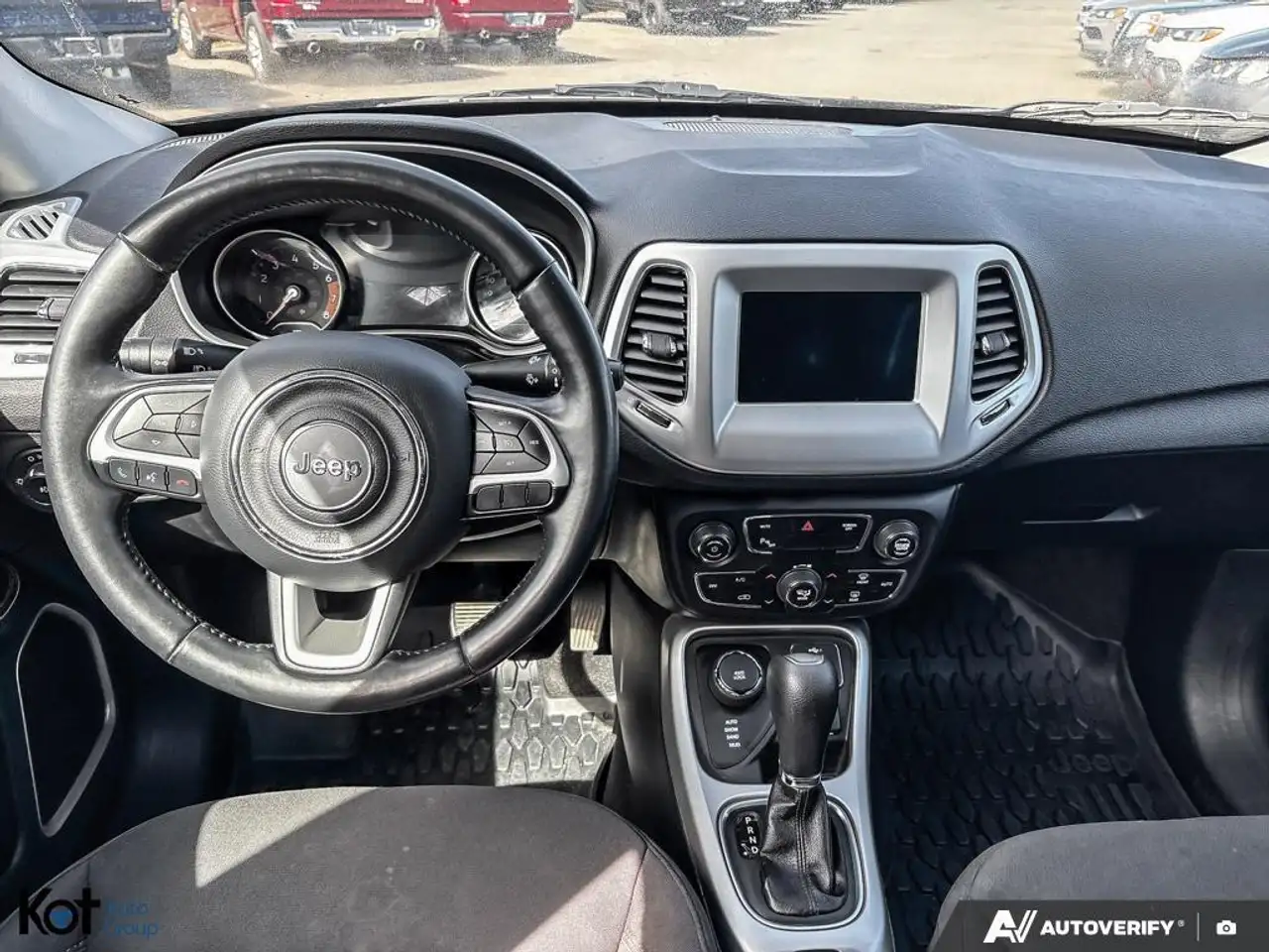 Jeep Compass photo Jeep Compass