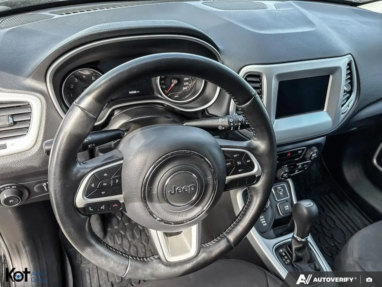 Jeep Compass photo Jeep Compass