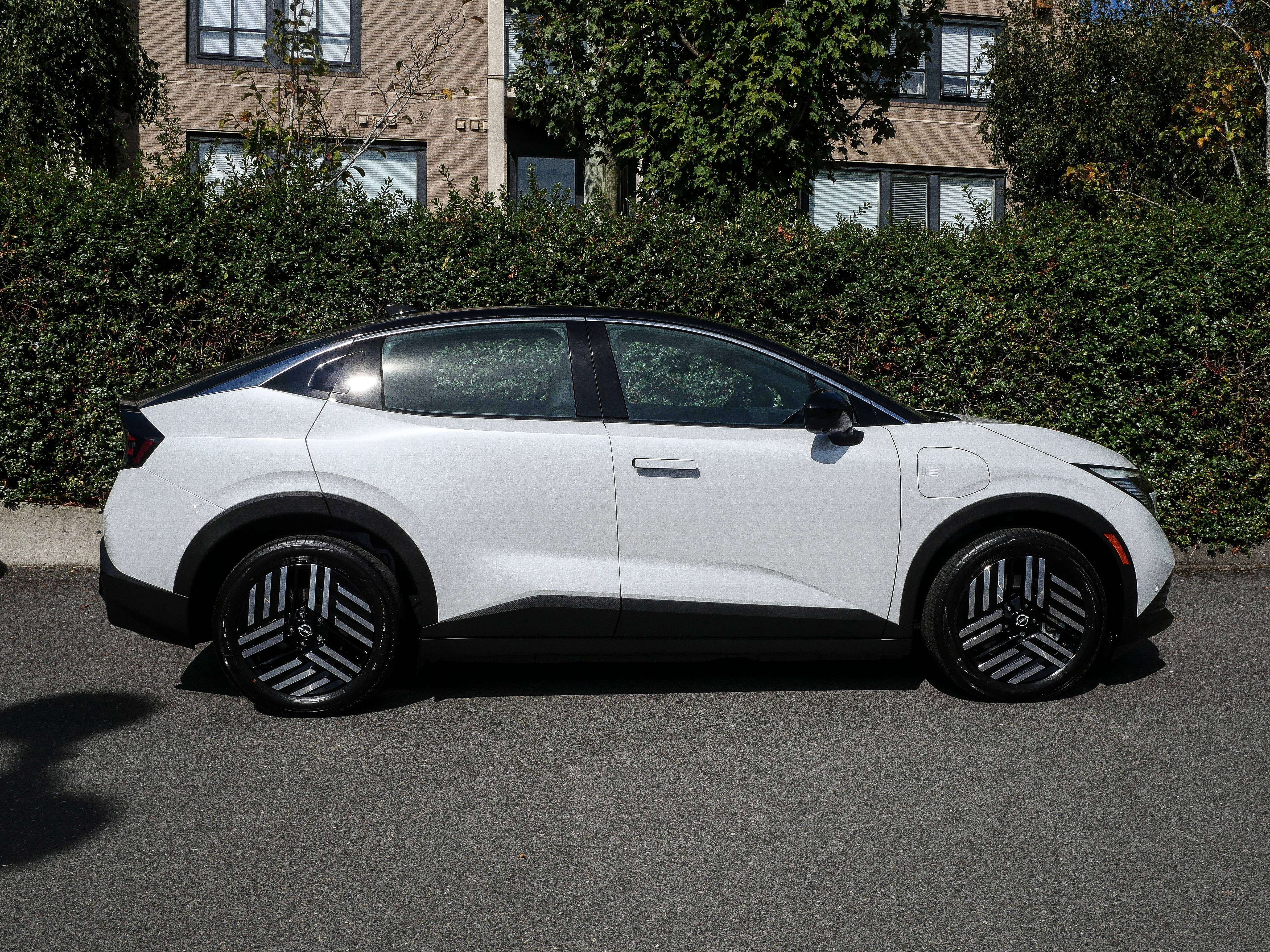 2027 Nissan Leaf