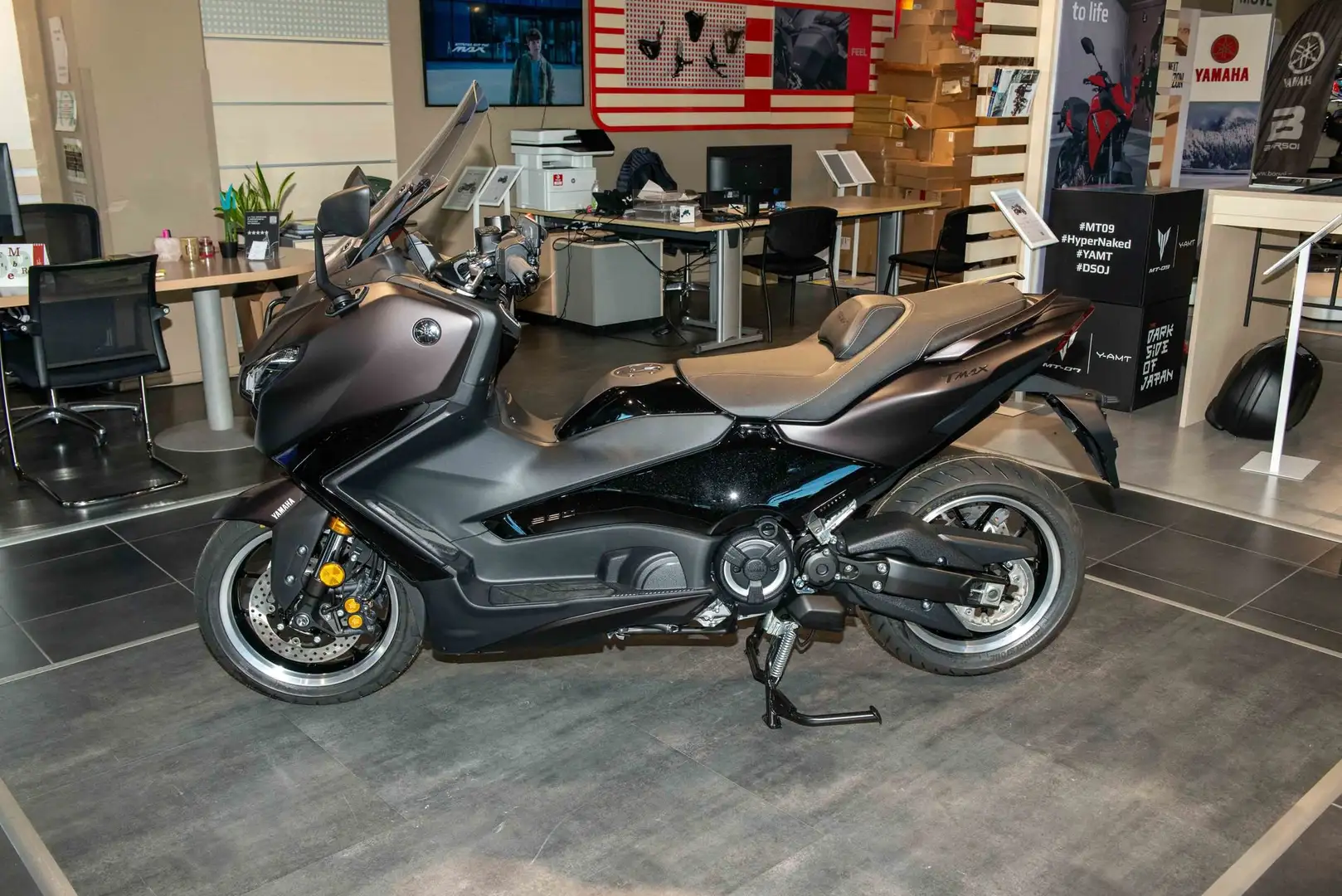 Yamaha TMAX 500 - 2