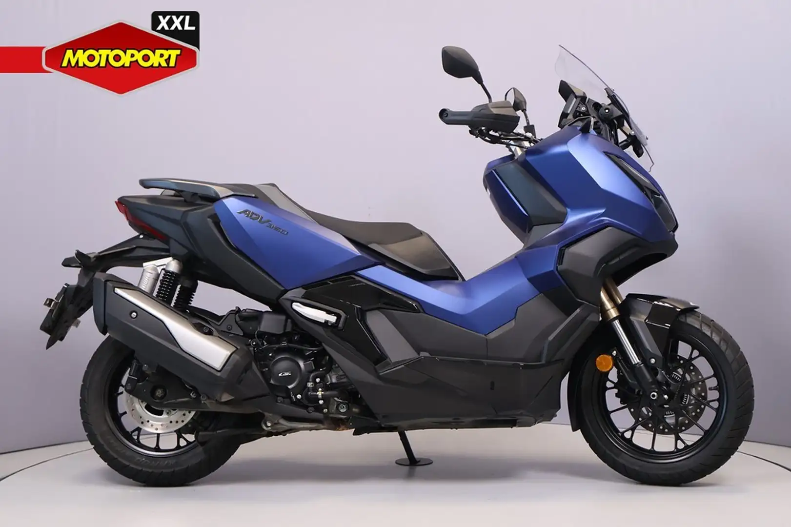 Honda ADV 350 Blauw - 1