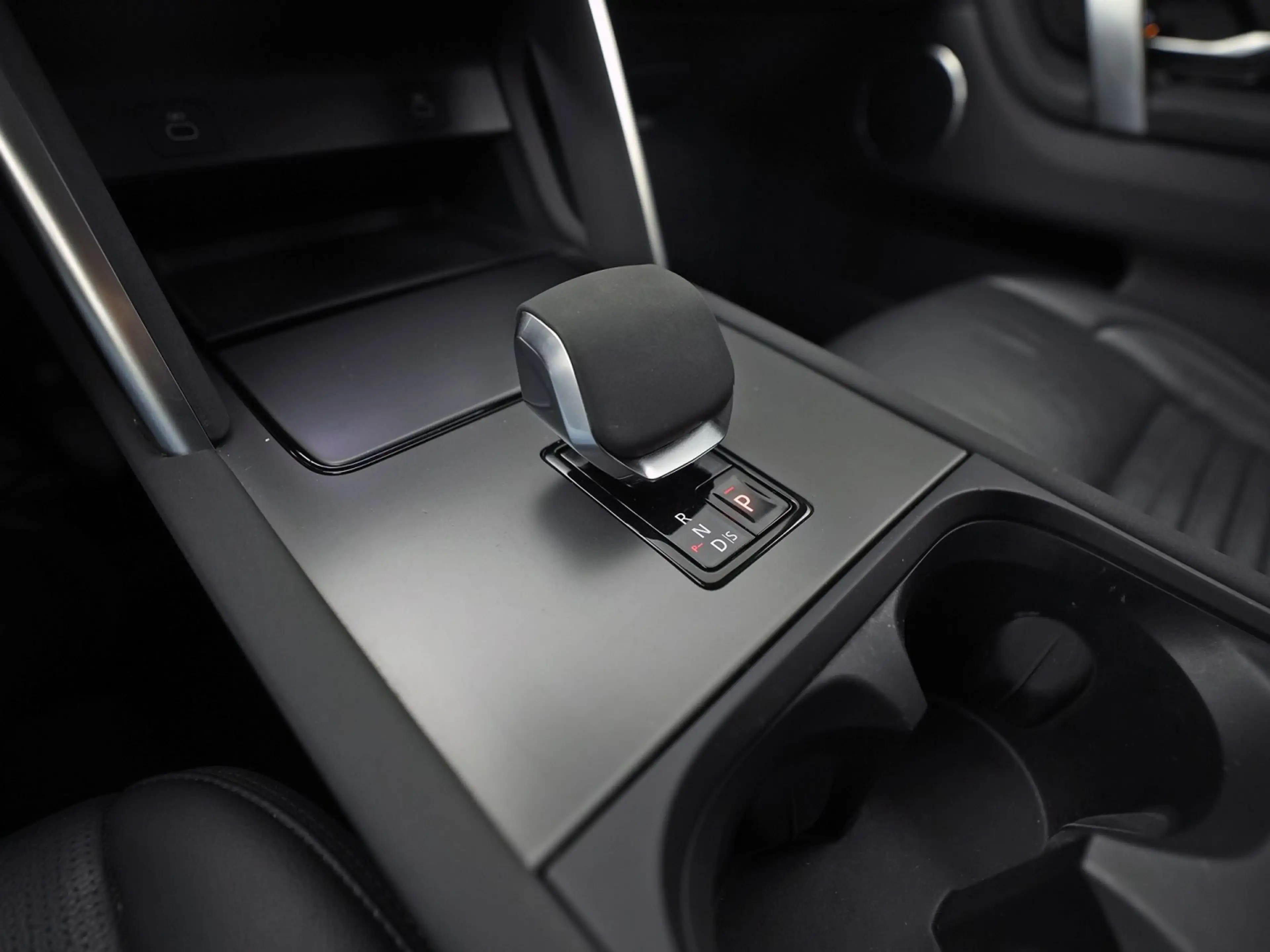 Land Rover Discovery Sport 1.5 P300E PHEV Dynamic S 4WD Automaat (FACELIFT, S — photo 9