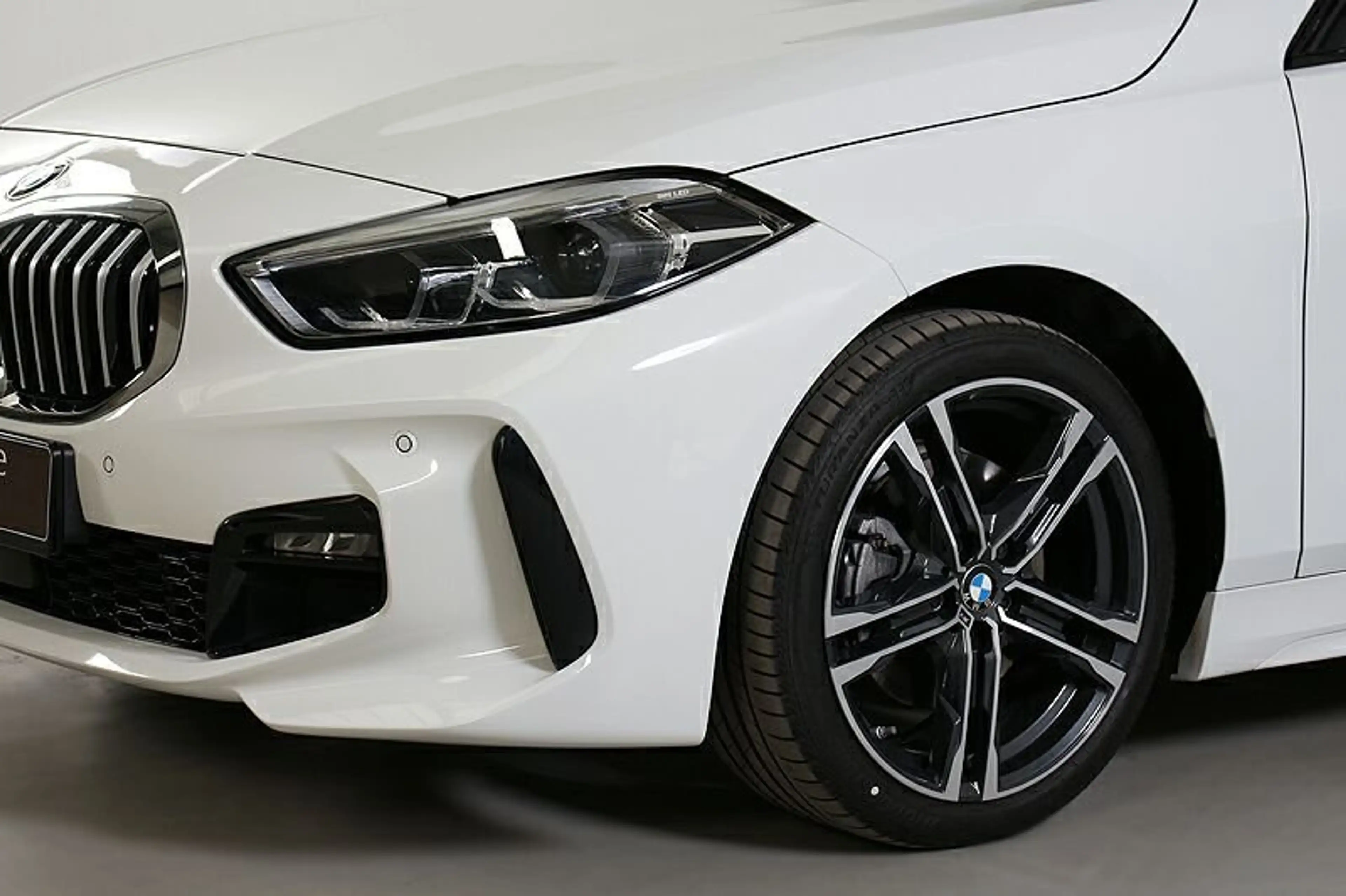 BMW 118 d M Sport LED AHK DAB HiFi Sitzheizung — photo 14