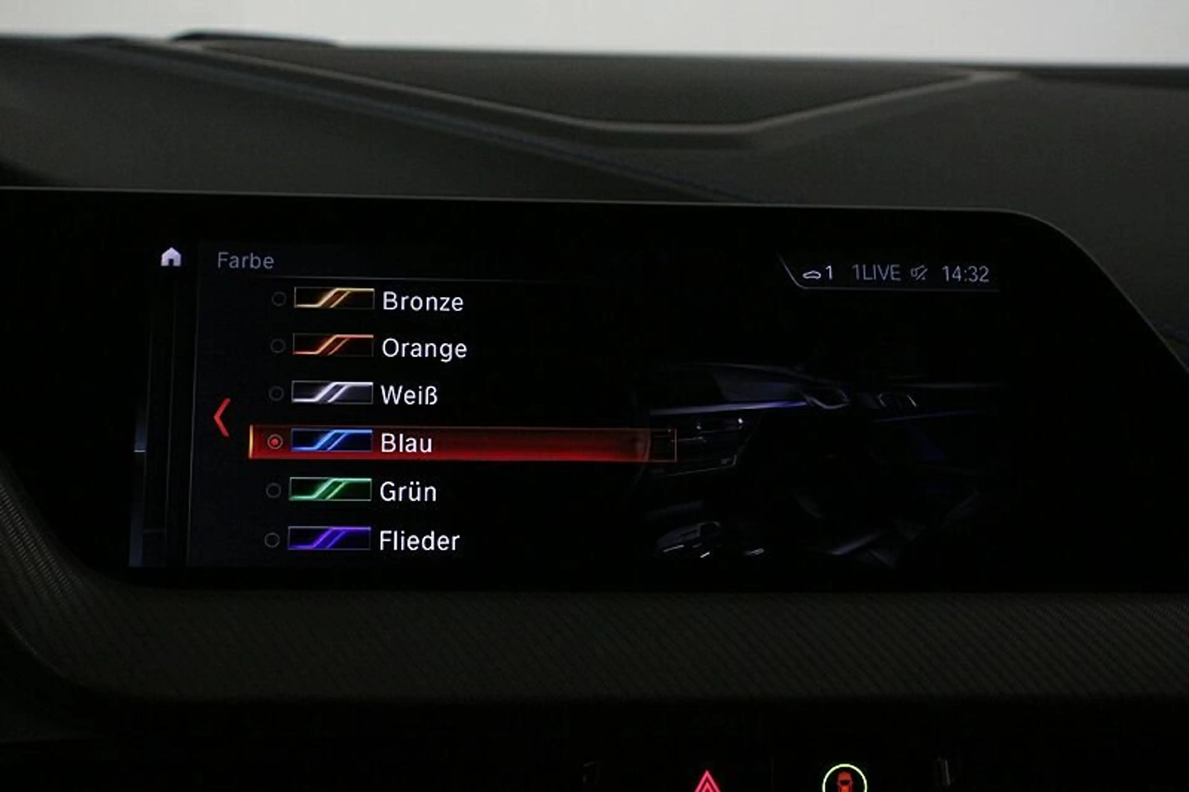 BMW 118 d M Sport LED AHK DAB HiFi Sitzheizung — photo 11