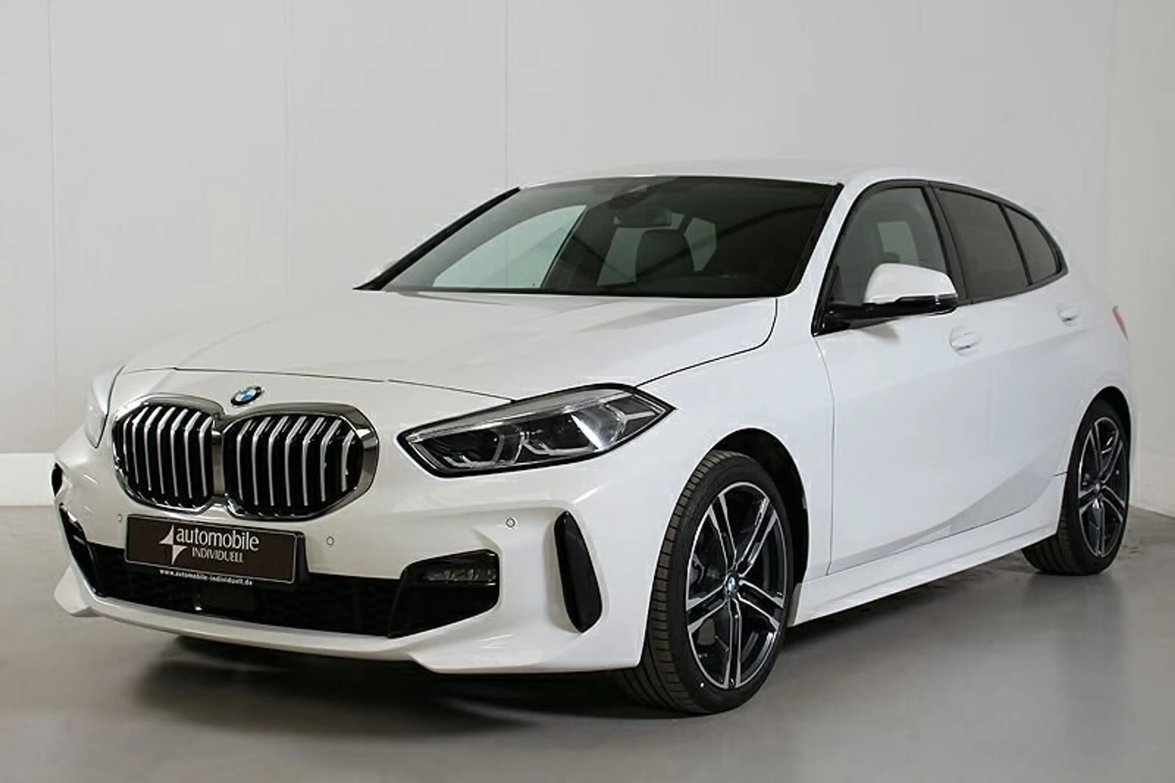 BMW 118 d M Sport LED AHK DAB HiFi Sitzheizung — photo 2