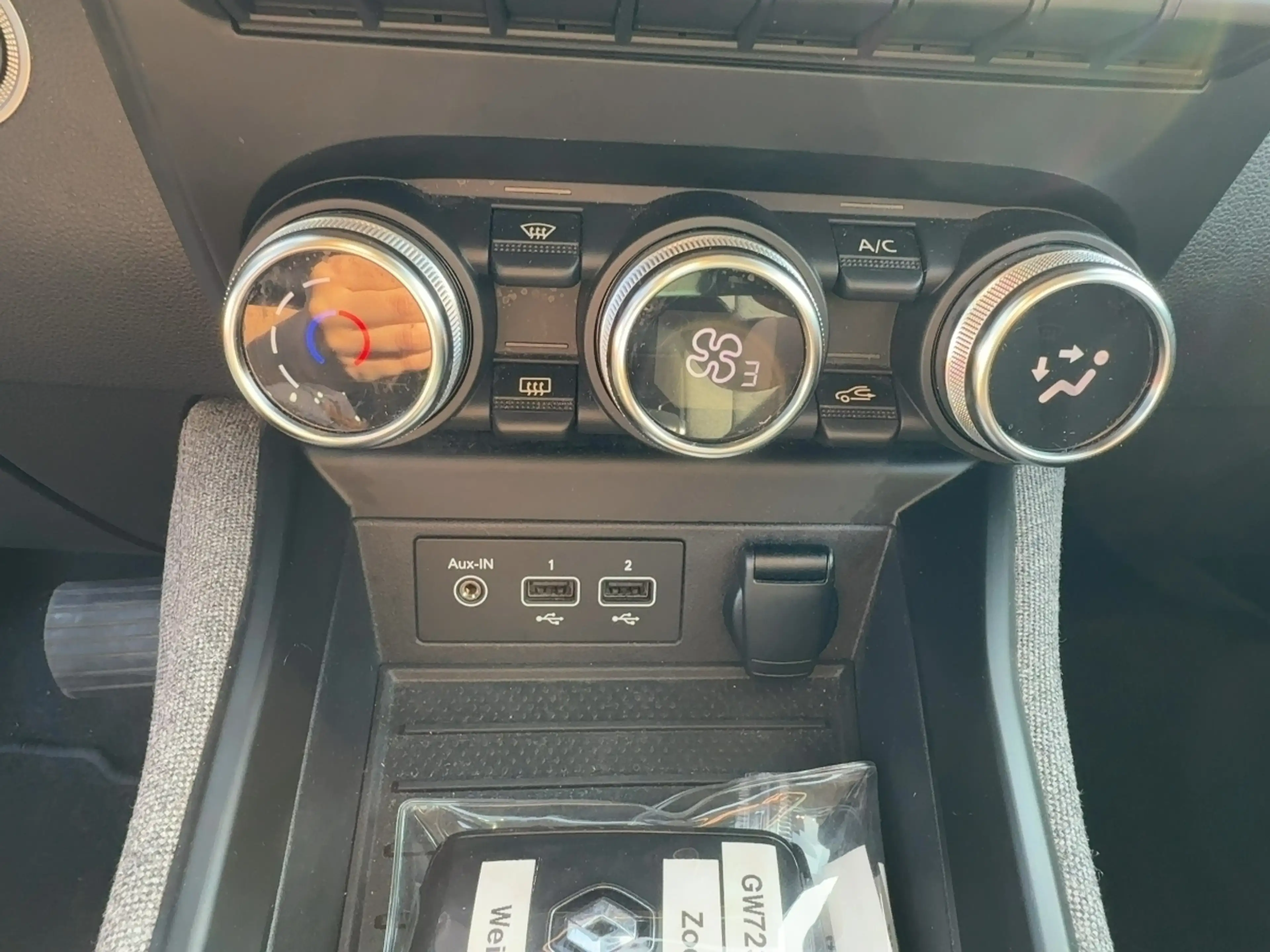 Renault ZOE Experience Z.E 50 — photo 15