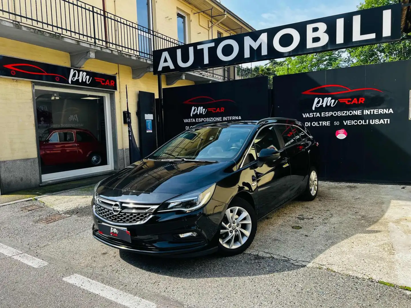 Opel Astra 1.6 CDTi 110CV Start&Stop Sports Tourer Innovation Negru - 1