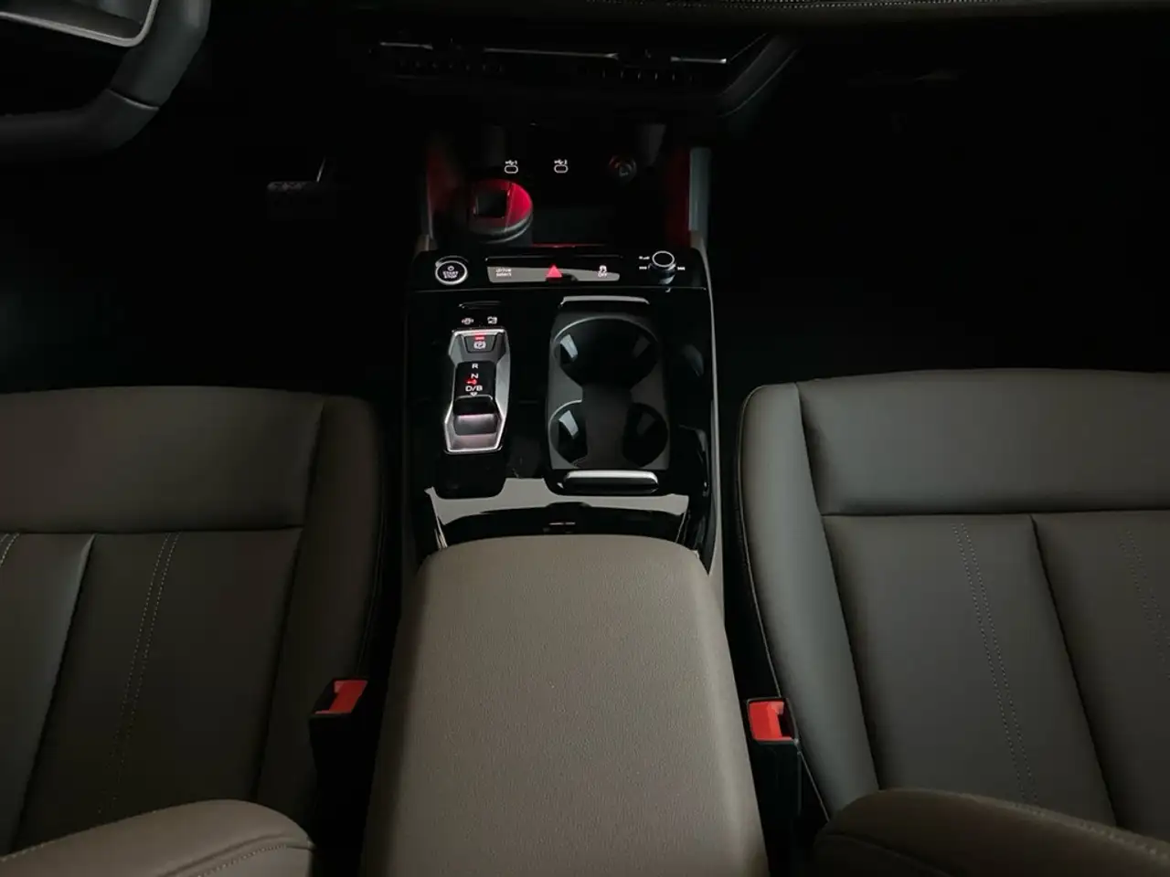Audi A6 e-tron Avant quattro S line HUD+AHK+360°+B&O+ 11