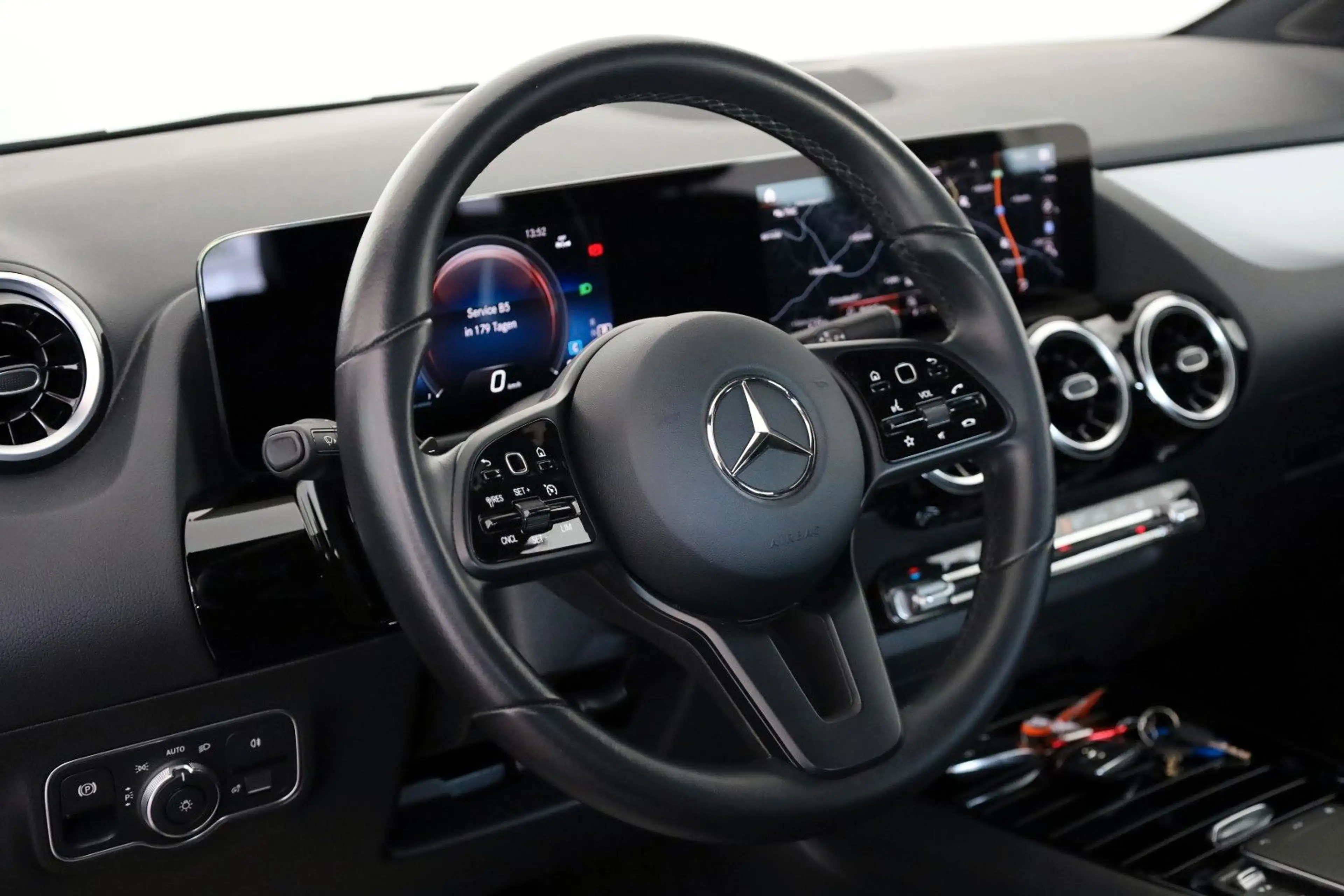 Mercedes-Benz GLA 250 e Style ,T.Leder, Navi, LED, SH, AHK — photo 10