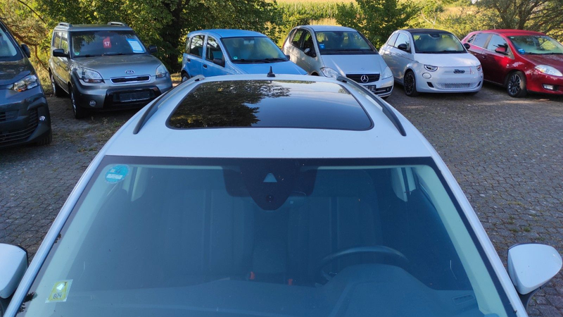 Volkswagen T-Roc Style 1,5 TSI, Panoramadach, Navi, Kamera — photo 13