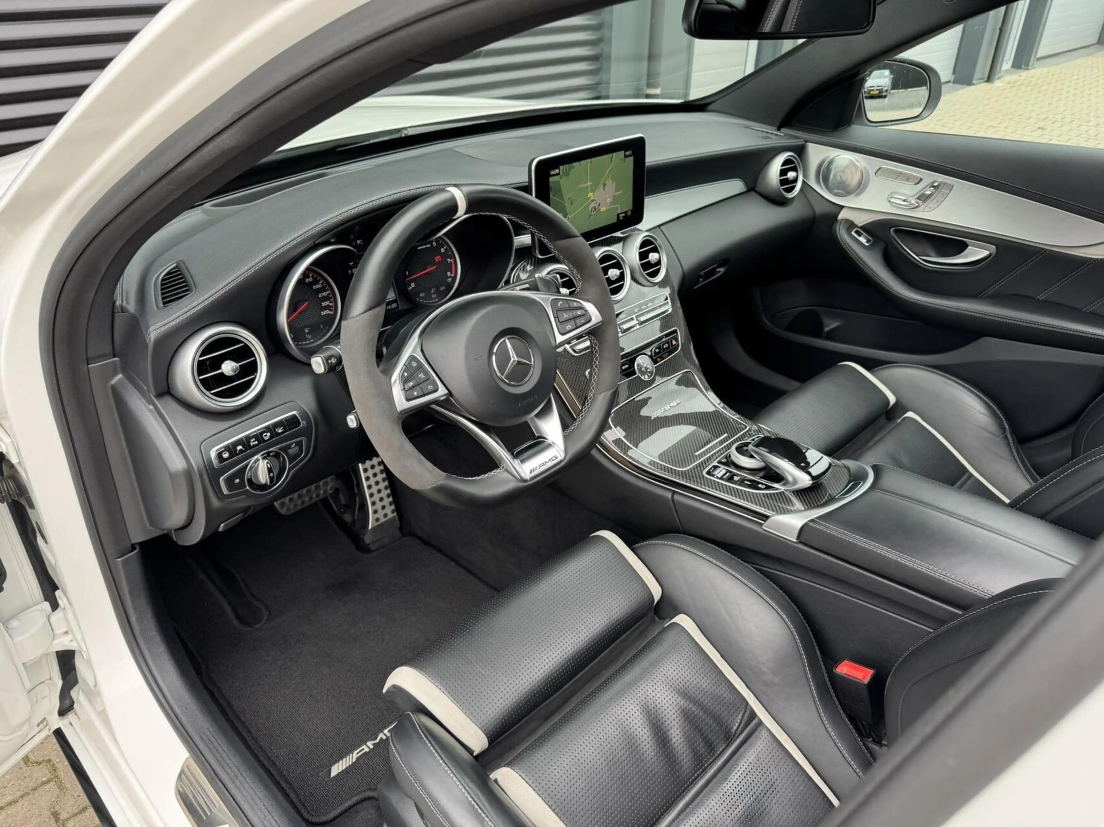 Mercedes-Benz C 63 AMG Estate S Edition 1 |Pano|Kuipstoelen|Keramisch|360 — photo 8