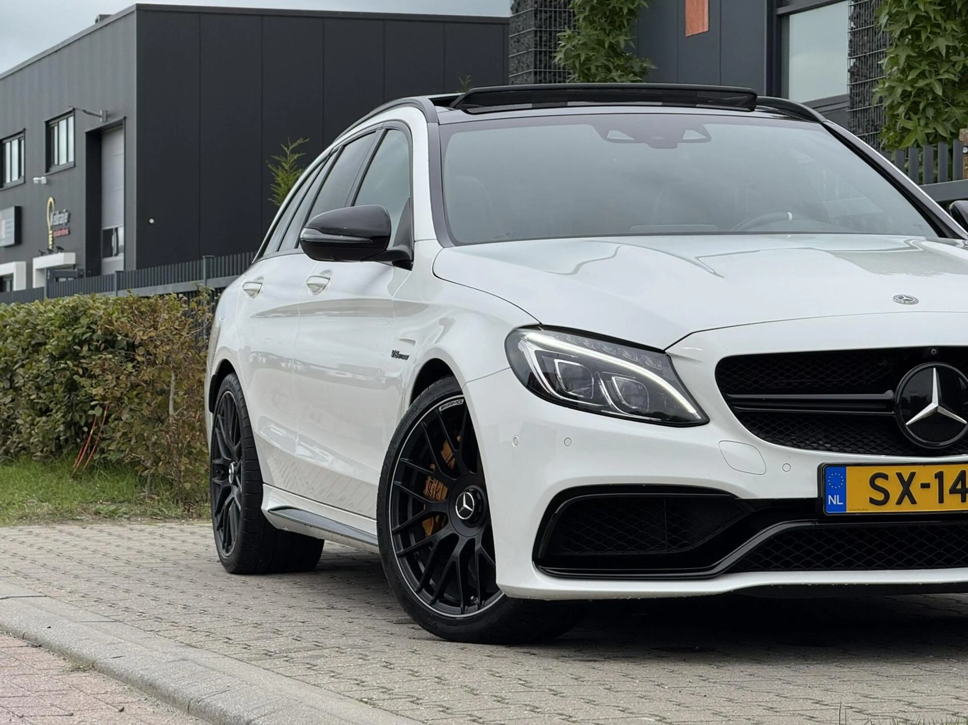 Mercedes-Benz C 63 AMG Estate S Edition 1 |Pano|Kuipstoelen|Keramisch|360 — photo 11