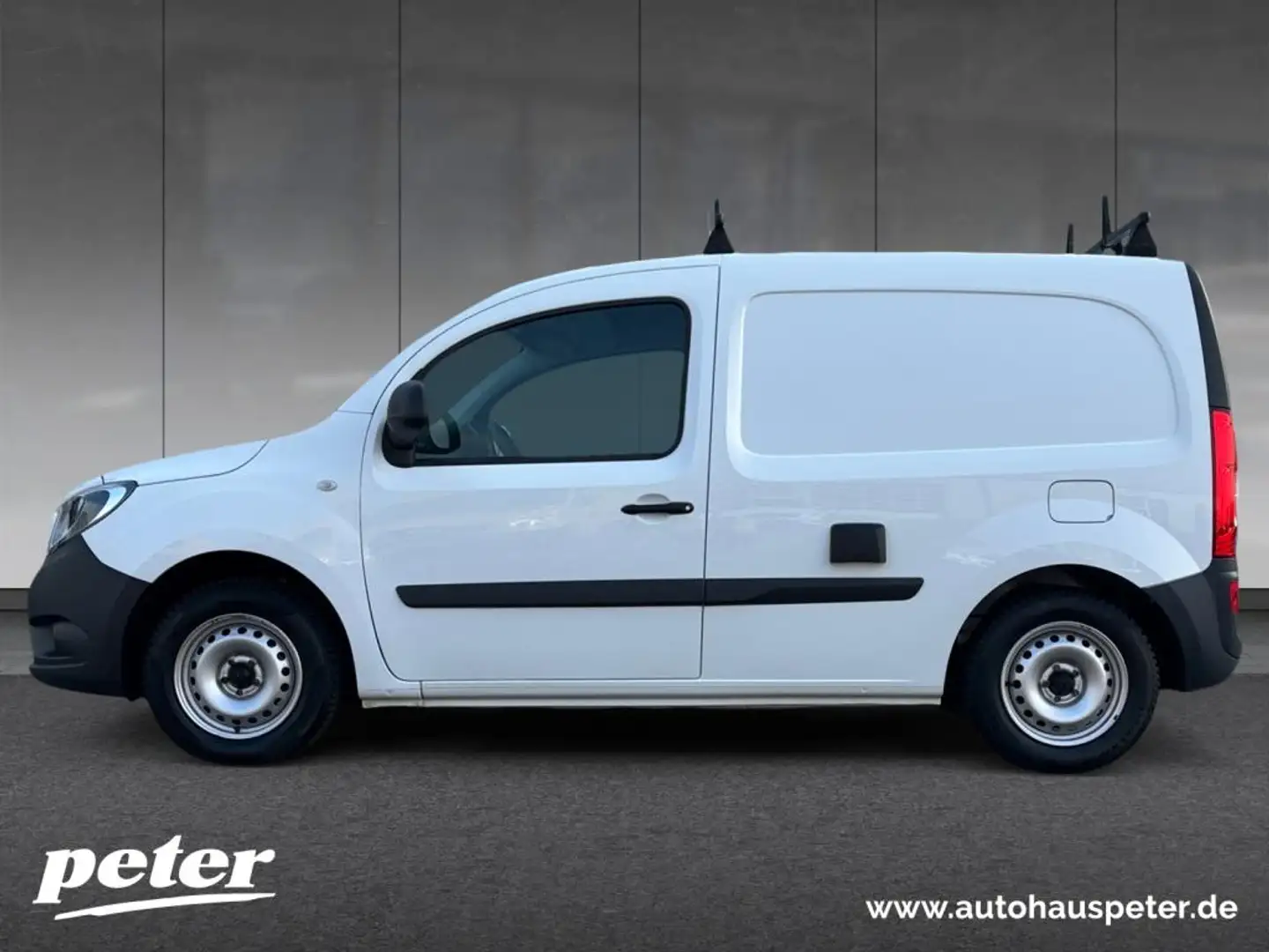 Mercedes-Benz Citan 109 CDI Kasten mit Regaleinbauten KLIMA bijela - 2