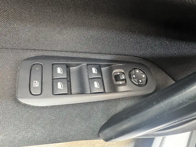 Peugeot 308 view 23