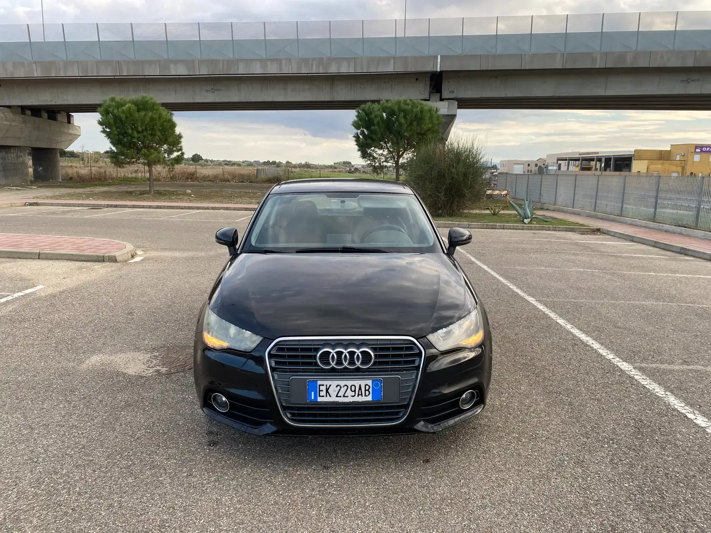 Audi A1 A1 1.6 tdi Attraction 105cv Nero - 1