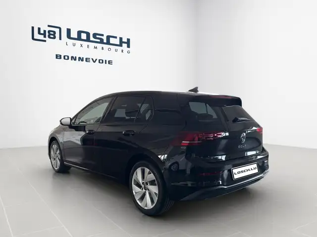 Volkswagen Golf view 6
