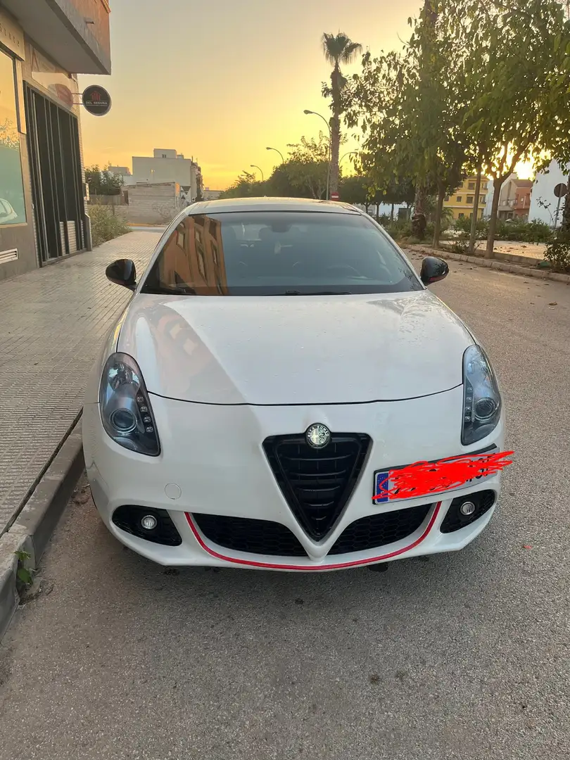 Alfa Romeo Giulietta 2.0JTDm Distinctive 140 Blanco - 1