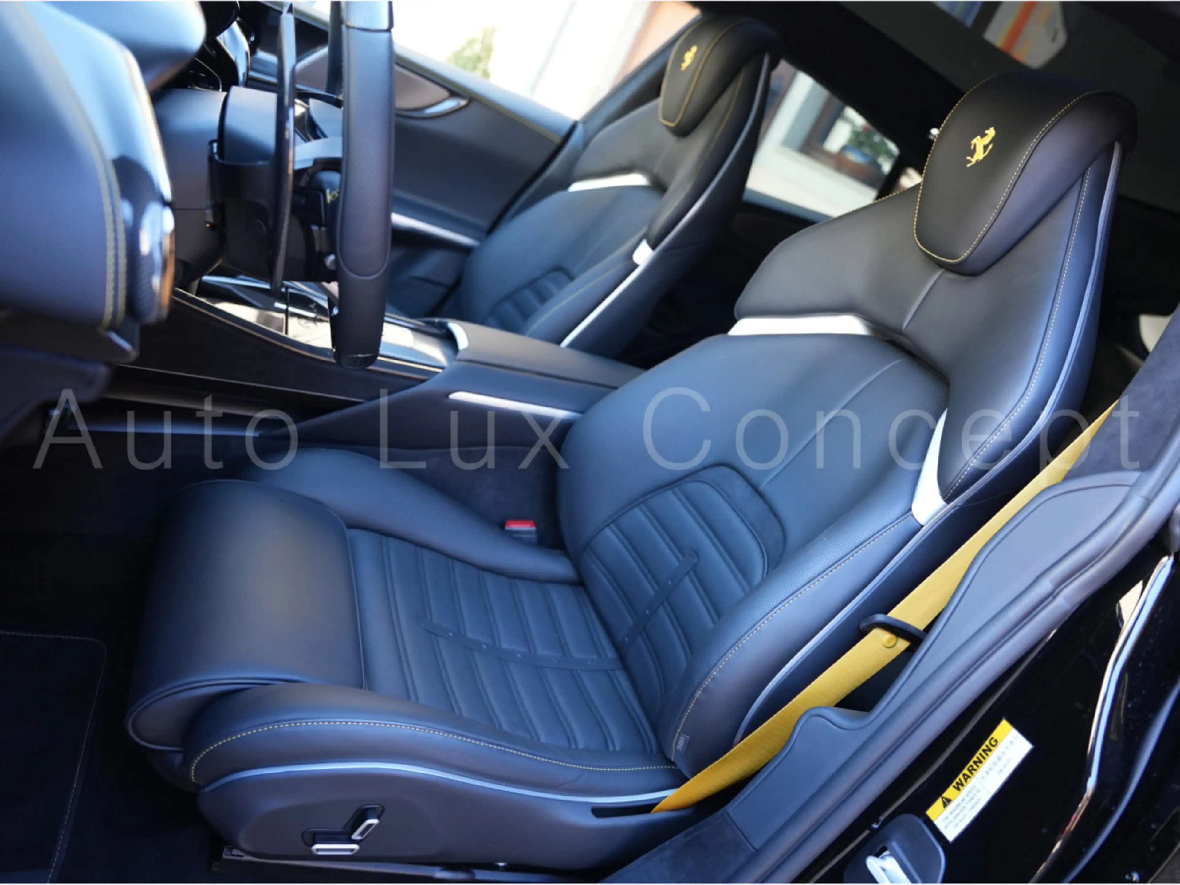 Ferrari Purosangue MY26/FULL CARBON/AIRBRUSHED/PANO/MASSAGE/BURMESTER — photo 8