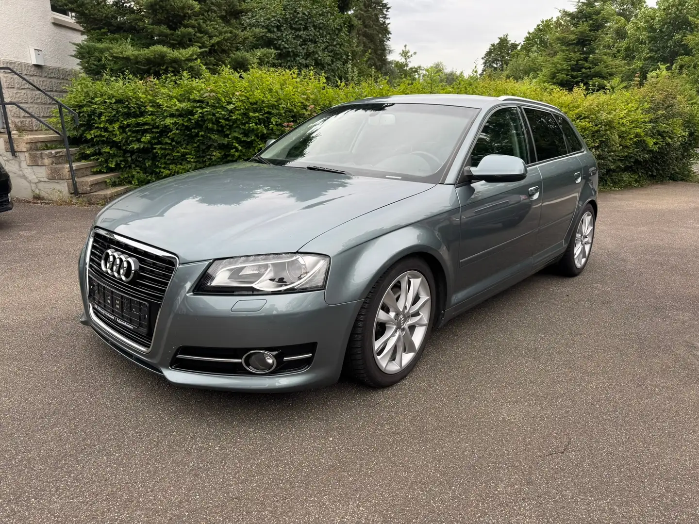 Audi A3 1.4 TFSI Ambition S-Tronic *Inspektion&TÜV Neu* Grau - 1