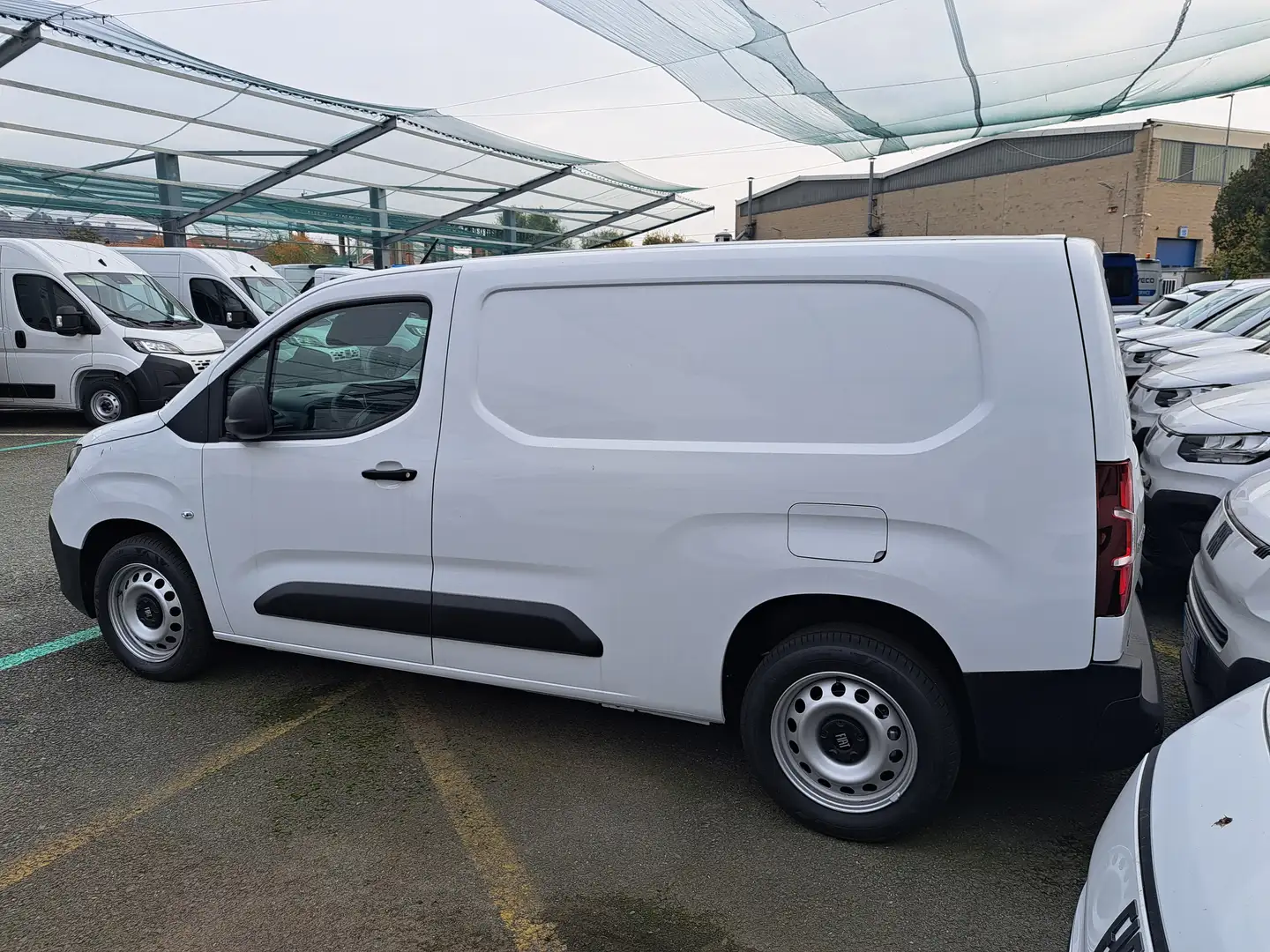 Fiat Doblo Doblo Maxi lungo Bianco - 1