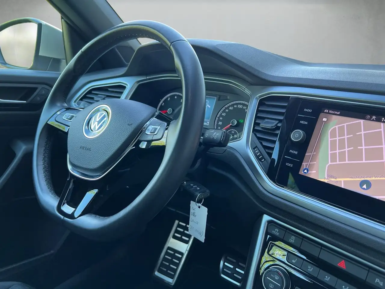 Volkswagen T-Roc Cabriolet 1.5 TSI DSG Active *Navi*Kamera* 7