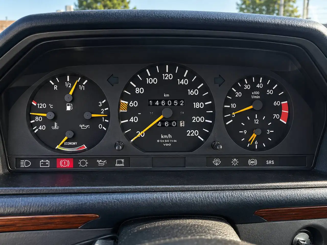 Mercedes-Benz E 200, foto 11