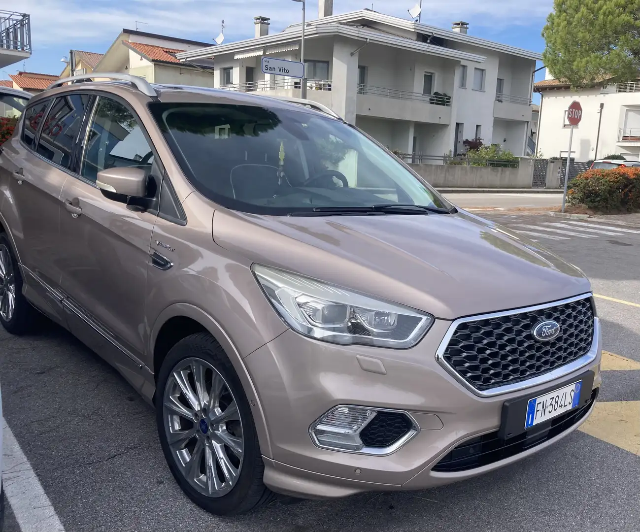 Ford Kuga 2.0 tdci Vignale s&s awd 180cv powershift - 1