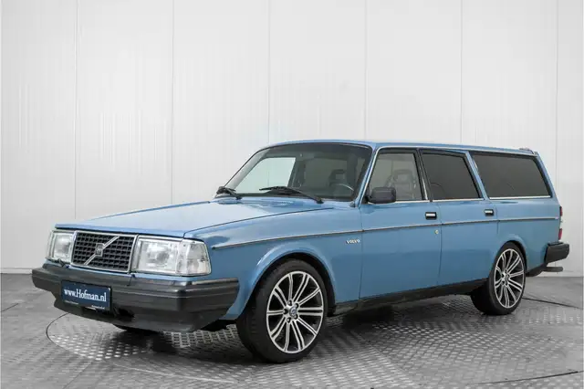 Volvo 245 2.3 met vijfbak