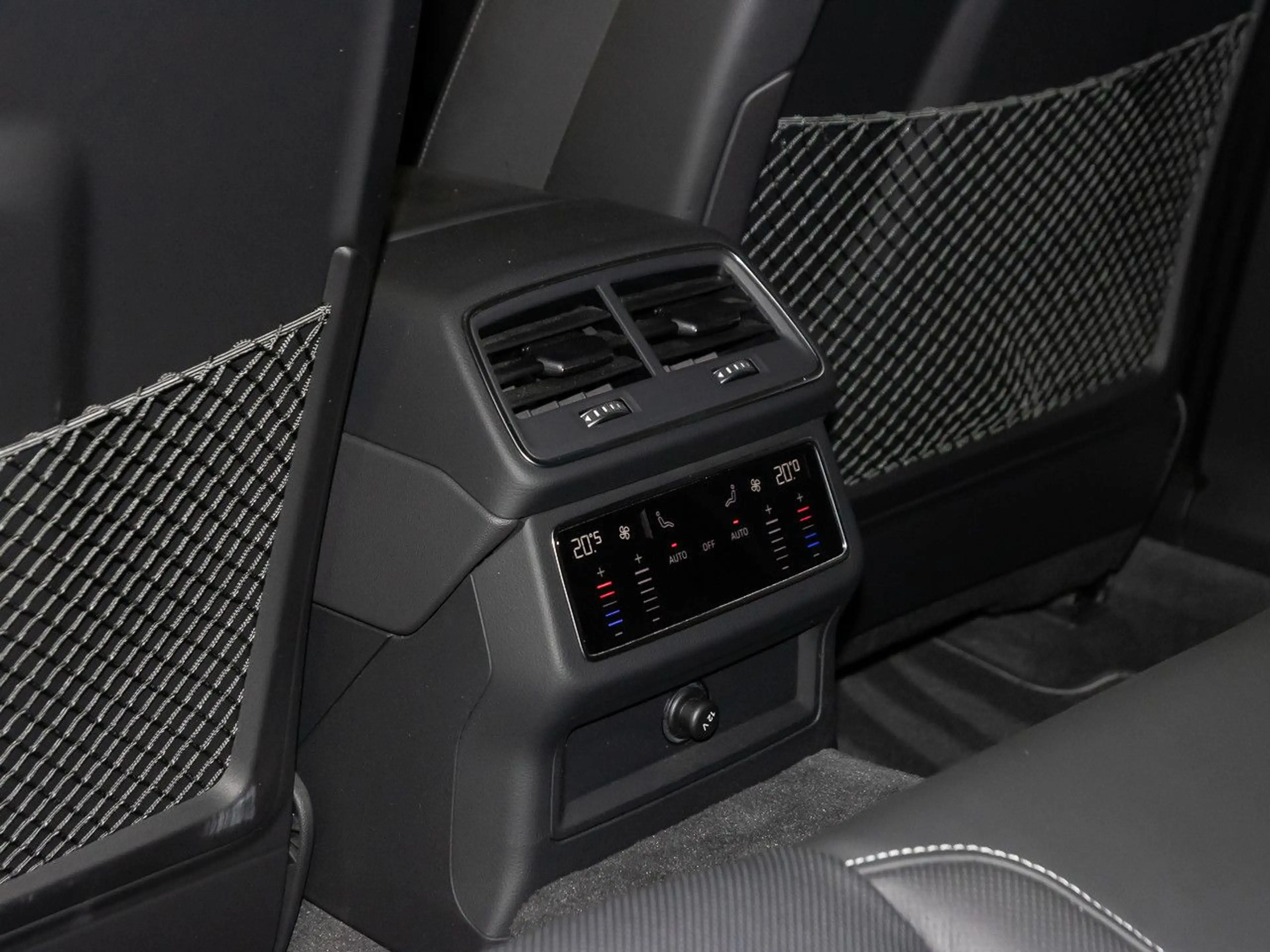 Audi S6 3.0 TDI quattro HeadUp Pano 360° B&O — photo 13