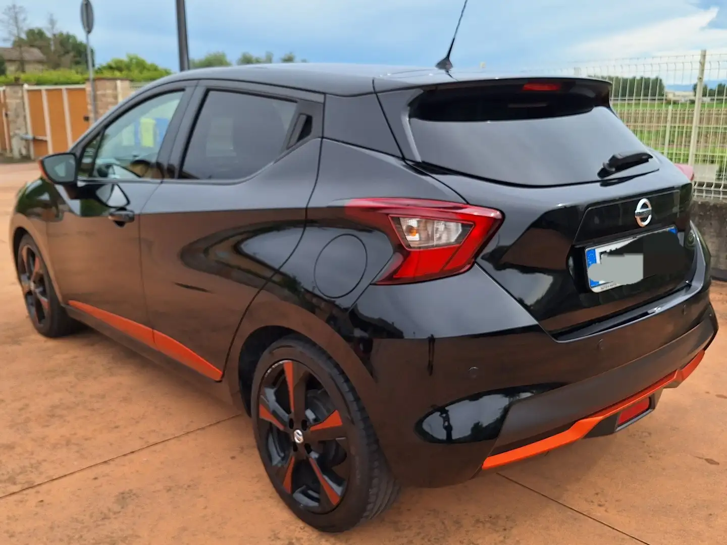 Nissan Micra 0.9 Tekna 90cv - 2