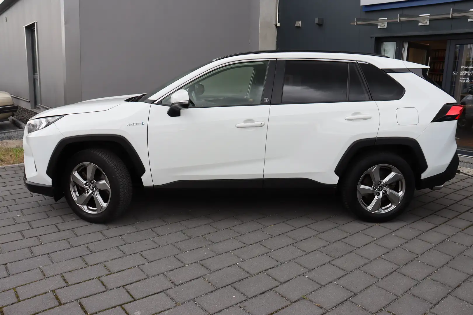 Toyota RAV 4 Hybrid 4x2 Team Deutschland AHK*Navi*Kamera* Wit - 2