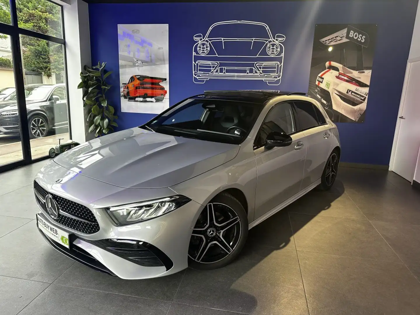 Mercedes-Benz A 200 200 d 8G-DCT AMG Line Gris - 1