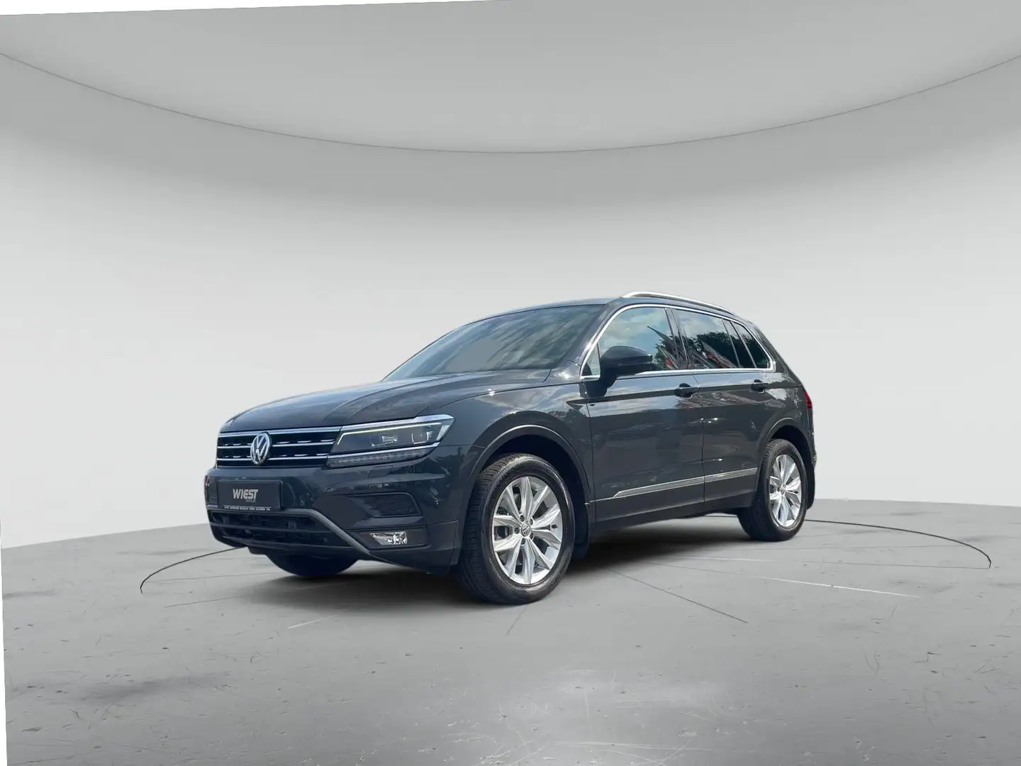 Volkswagen Tiguan Highline 2.0 TSI DSG 4MO Navi HUD SHZ PDC Grau - 2