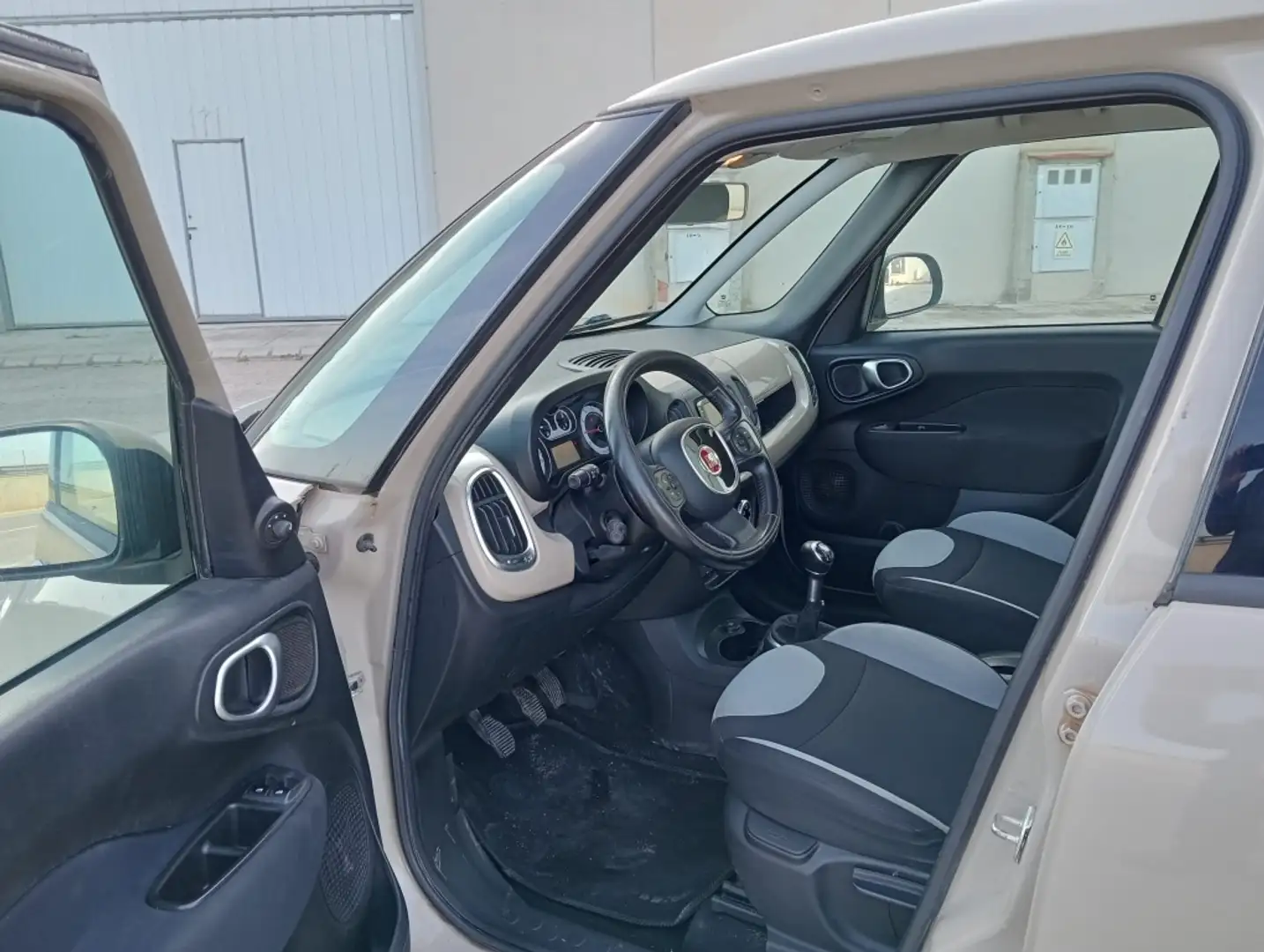 Fiat 500L Living 1.3Mjt II S&S Lounge 85 Beige - 2