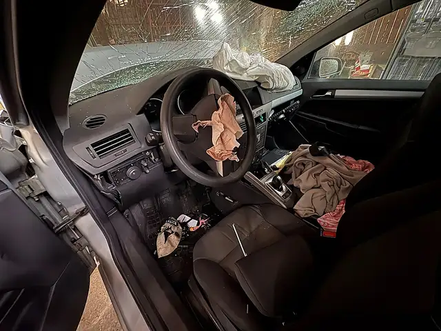 Opel Astra view 13