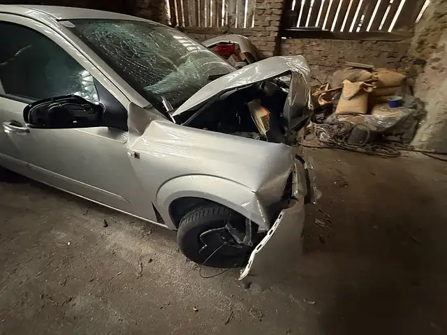 Opel Astra view 5