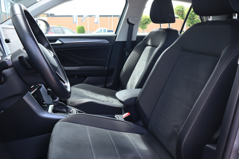 Volkswagen T-Roc 1.5 TSI Style 150PK TREKHAAK|AUTOMAAT | Achteruitr — photo 13
