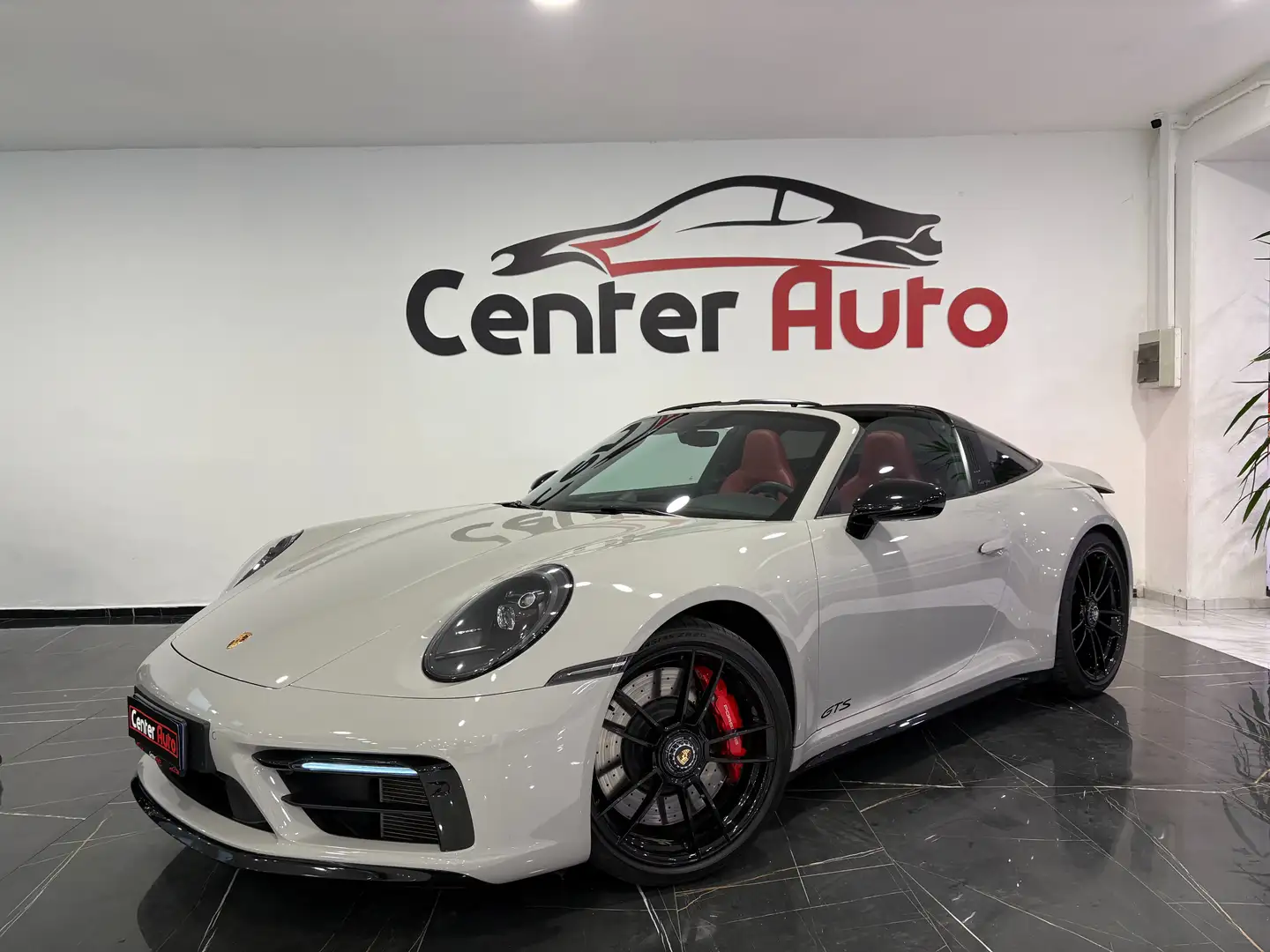 Porsche 992 911 Targa 3.0 4 GTS auto - 1