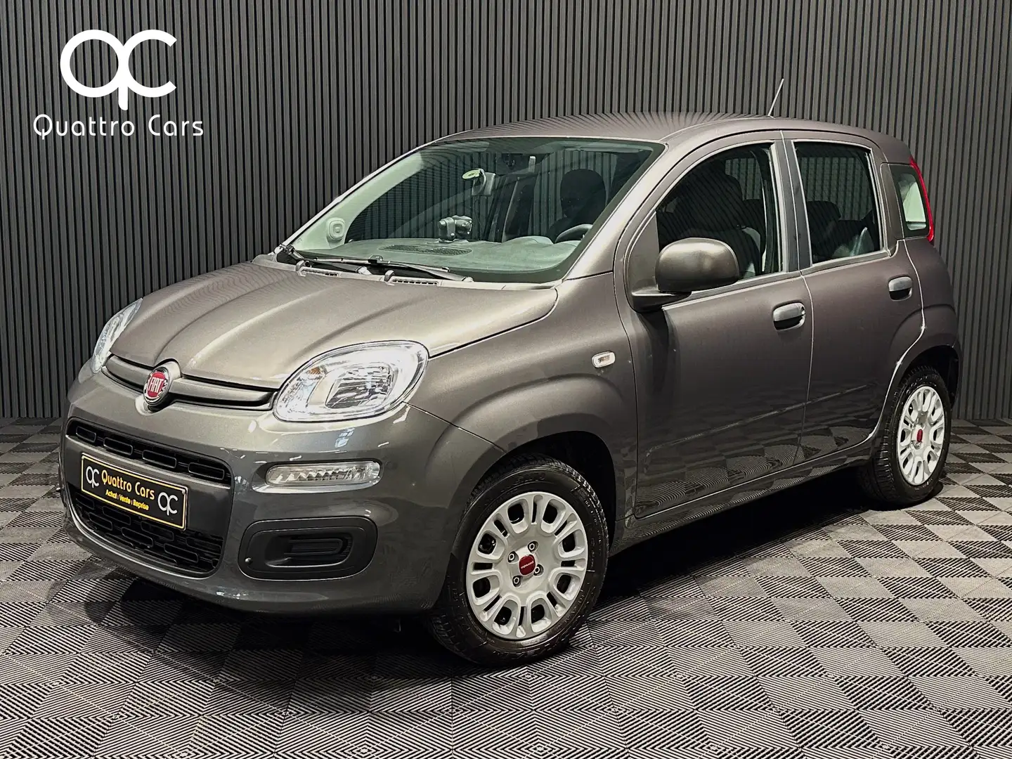Fiat Panda 1.2i - Gps - Clim - Bluetooth - 5 Places Grijs - 1