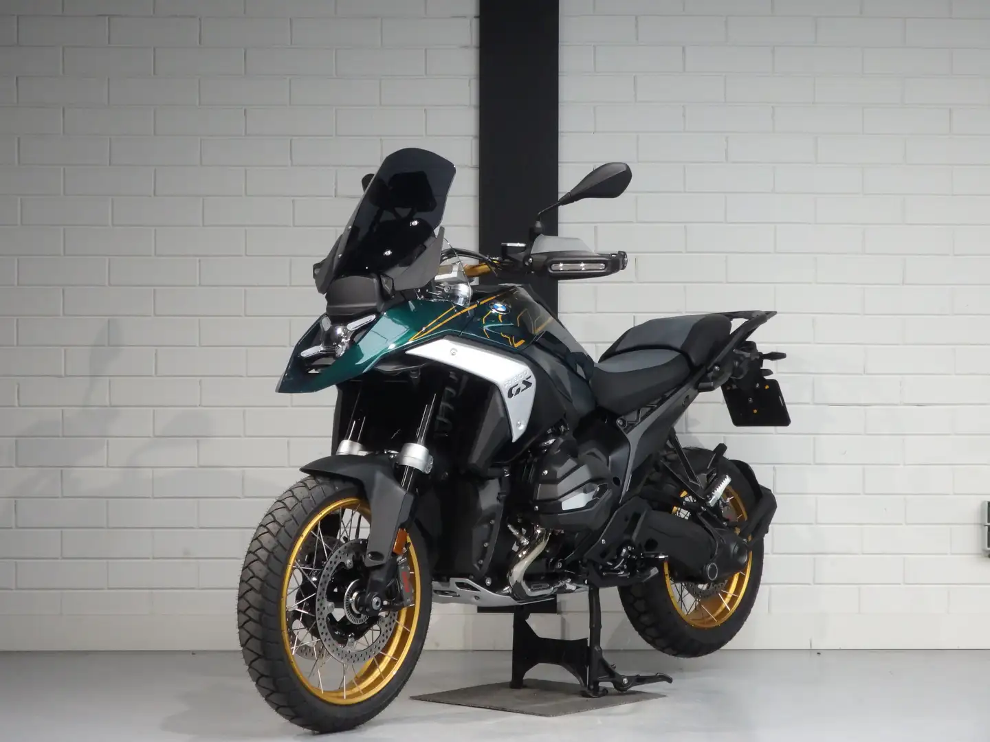 BMW R 1300 GS | BTW motor | Akrapovic Groen - 2