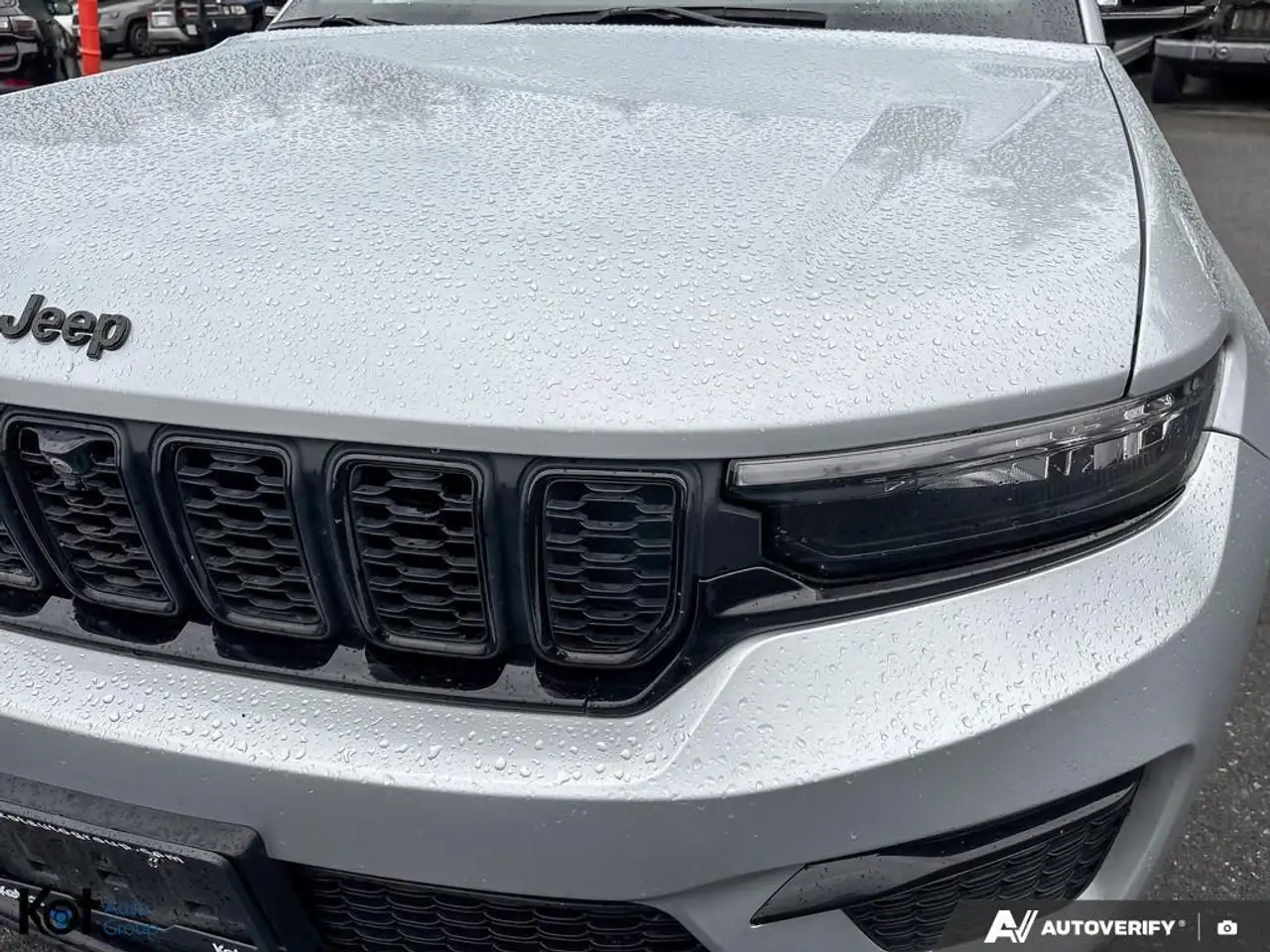 Jeep Grand Cherokee снимка Jeep Grand Cherokee